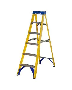 Werner Swingback Fibreglass Stepladder - 6 Tread